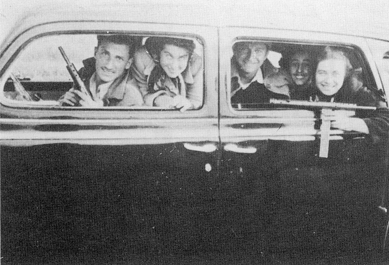 תמונה ליווי השיירות בתקופה הראשונה - במכוניות פרטיות